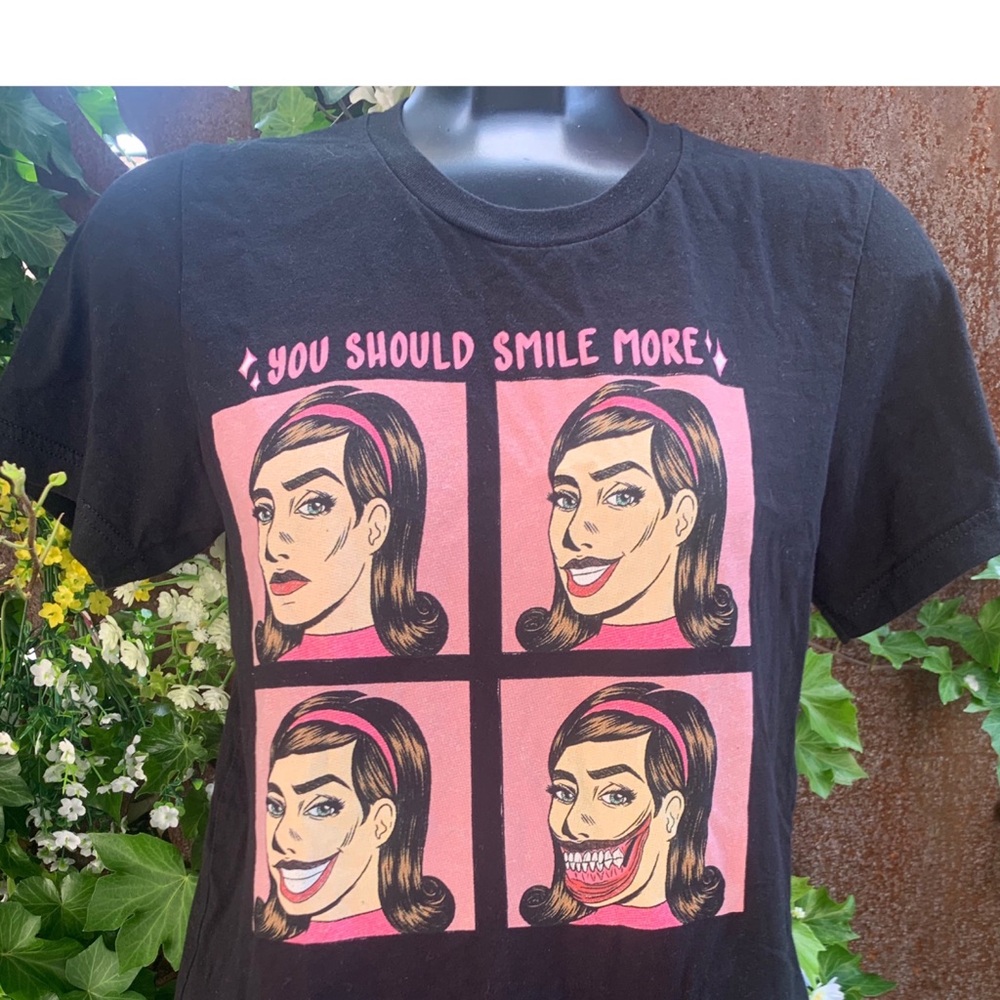😊 😉 SMILE MORE (4dentist?) Shirt RARE Unique